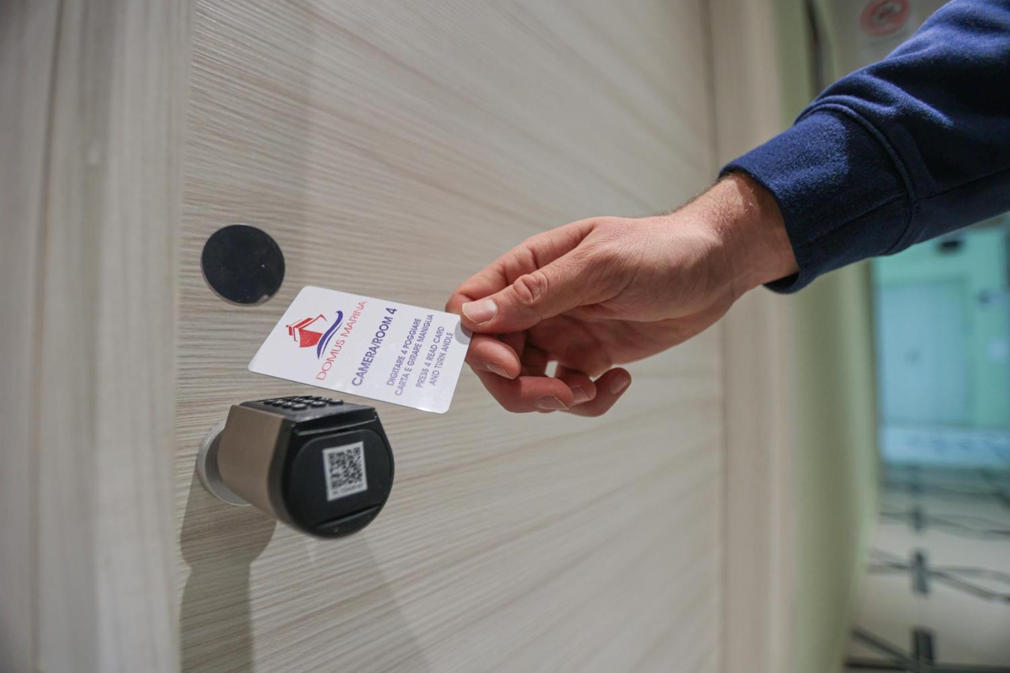 Domus Marina Rooms Napoli Ngoại thất bức ảnh
